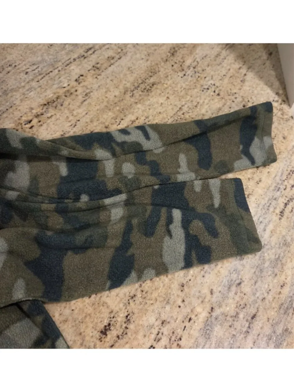New! Boys 14 Childrens Place 1/4 Zip Camo Fleece Pullover & Cat Jack Blue Shorts